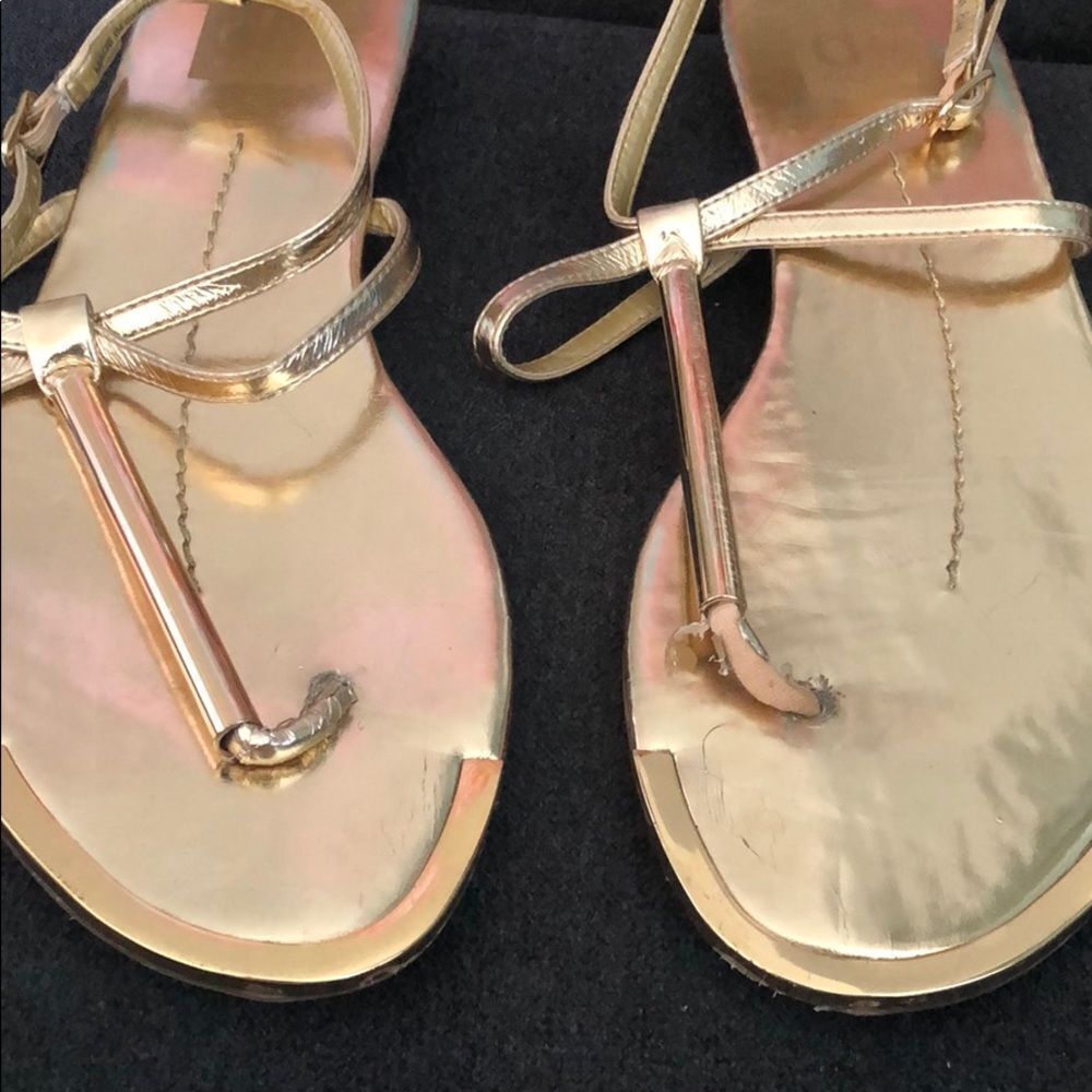 Gold Dolce Vita Sandals - Size 8 - Good Condition - Picture 4 of 4